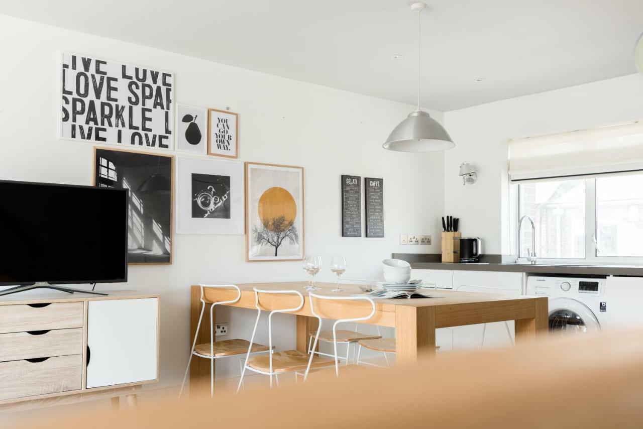 The Press House - Stylish 2bdr British Design Apartment Oxford
